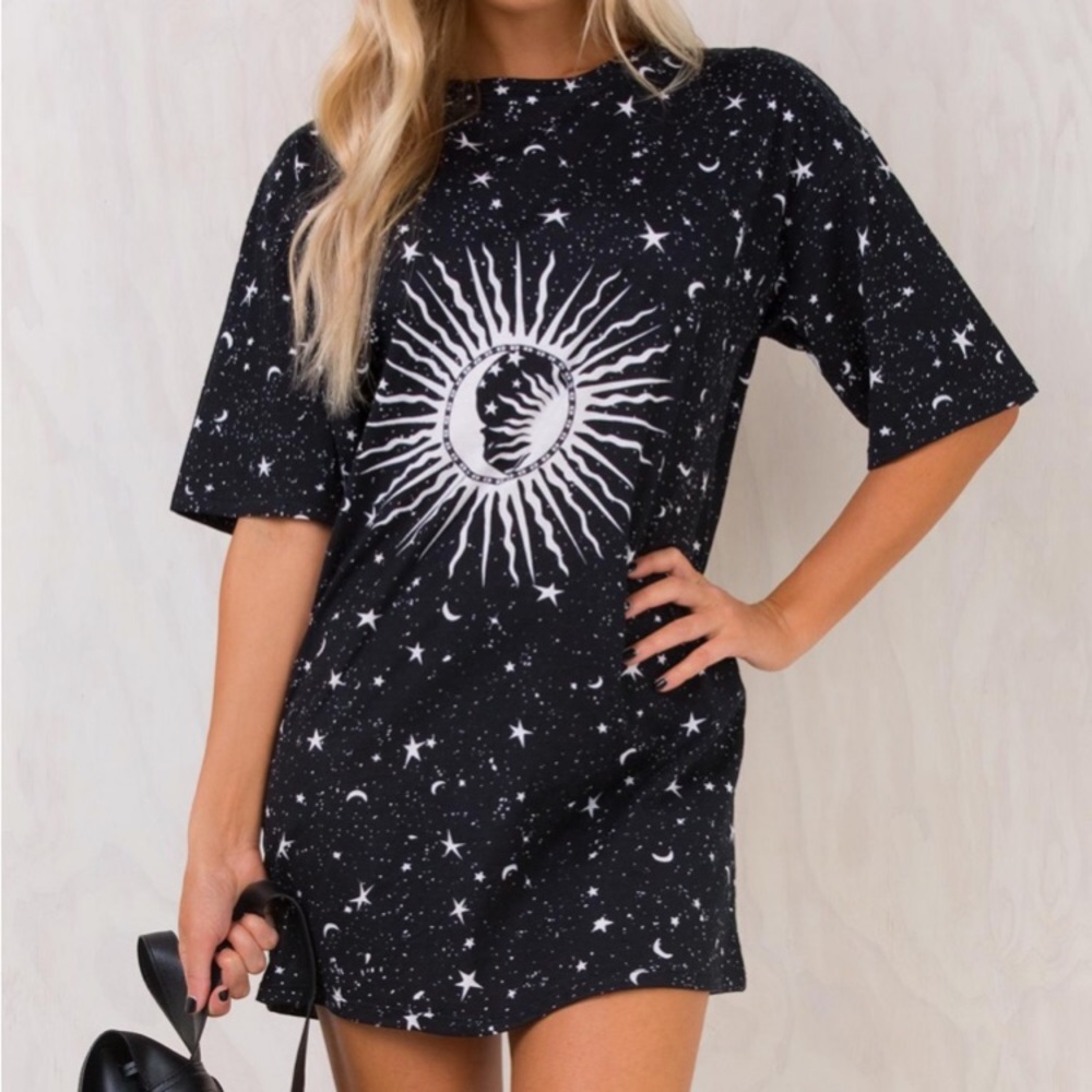 Motel Cosmos Oversized Sunny Kiss Shirt